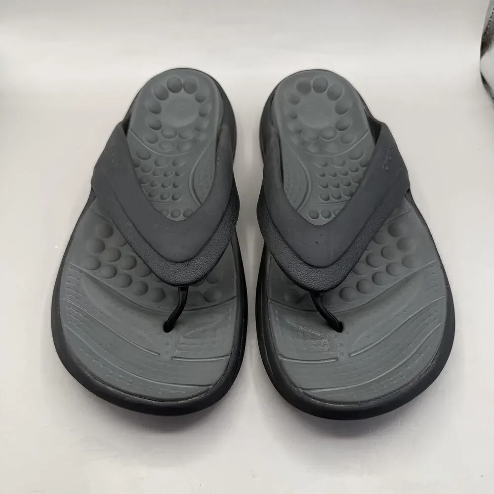 Crocs Reviva Sandals Shoes Mens Size 11 Gray Thong Flip Flop Comfort 205545